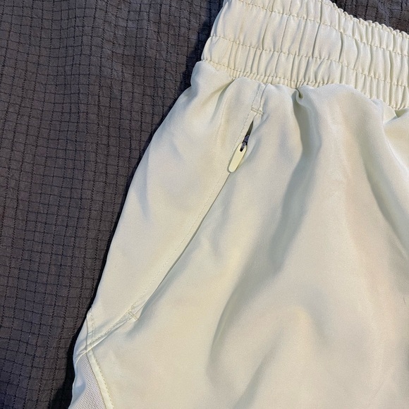 All in motion Women's neon yellow/green active Shorts - Picture 3 of 4